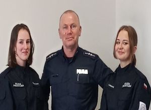Klasa Mundurowa z wizytą w Komendzie Powiatowej Policji w Górze.