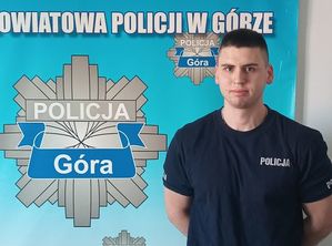 Policjanci podjęli akcję ratunkową.