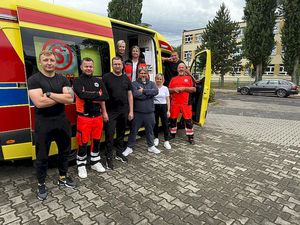 Szkolenie ratowników medycznych. Bezpieczeństwo służb ratunkowych!