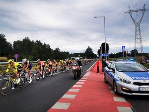 Górowscy policjanci zabezpieczali przejazd kolarzy w ramach 82. wyścigu Tour de Pologne