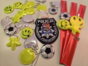 Pamiętaj o odblaskach!